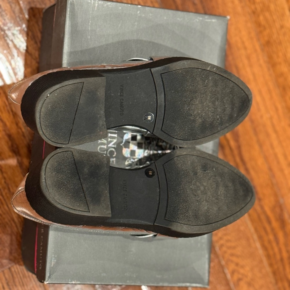 Vince Camuto Echika Loafer - Picture 4 of 4